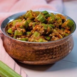 Bhindi Masala okra ผัดกระเจี๊ยบเครื่องเทศ