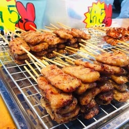 N&Nหมูปิ้งนมสด สาขาตลาดนัดเปิดท้าย มข.