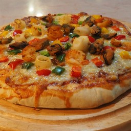 พิซซ่าซีฟู้ด ถาดใหญ่