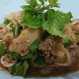 น้ำตกหมู