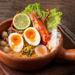 ก๋วยเตี๋ยวลาวา