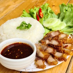 ข้าวหมูสามชั้นทอด HKT