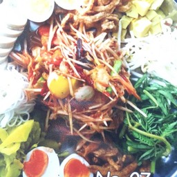 แก่นไม้ไทยอีสาน