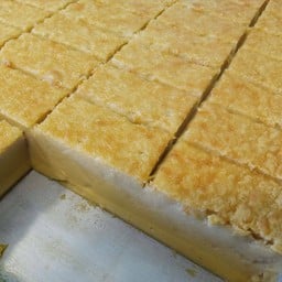 หม้อแกงไข่ใส่เผือก