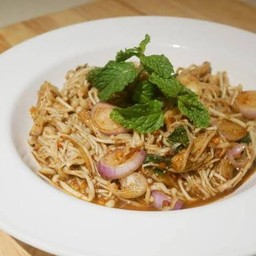 ข้าว  ลาบเห็ดเข็มทอง