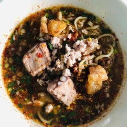 ก๋วยเตี๋ยวหมูต้มยำ-แซบ