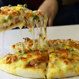 พิซซ่าทูน่า ถาดเล็ก