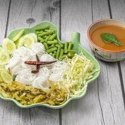 ขนมจีนน้ำยาป่า