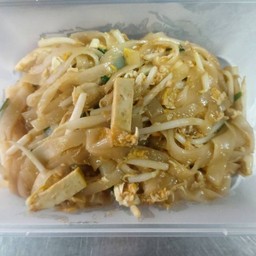 ผัดไทหมู padthai with pork