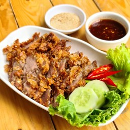 หมูทอด BKK  (กับข้าว)