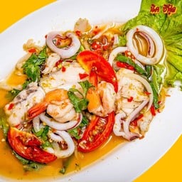 ยำรวมมิตรทะเล