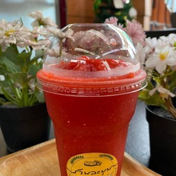 สตอเบอรี่ปั่น