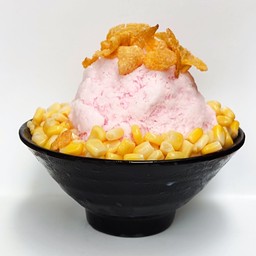 นมชมพู ข้าวโพดคอนเฟลก (Pink milk sweet corn&corn flakes bingsu)