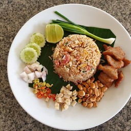 ข้าวผัดแหนม