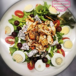 สลัด อกไก่พริกไทยดำ