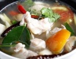 ต้มยำไก่