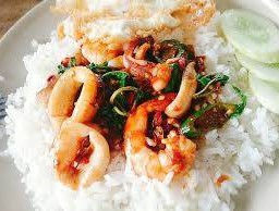 ข้าวกะเพราทะเล