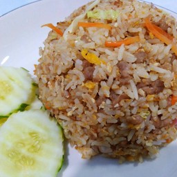 ข้าวผัดไข่ใส่หมู