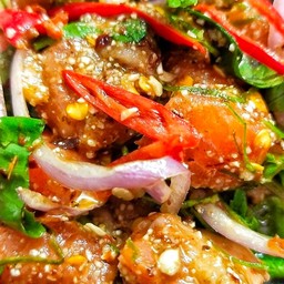 ลาบเนื้อปลาแซลมอน