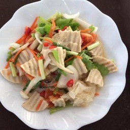 ยำวุ้นเส้นหมูยอ