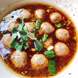 ลูกชิ้นเนื้อลวก