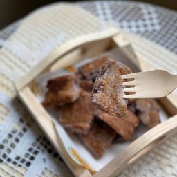 ขนมบ้าบิ่นมะพร้าวอ่อน หน้าธ.ธนชาต ตลาดนครปฐม 0700-1300