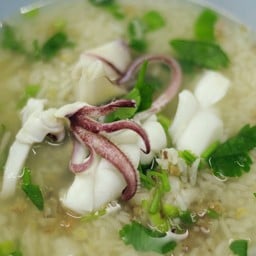 ข้าวต้มปลาหมึก