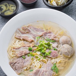 ก๋วยเตี๋ยวเนื้อธรรมดา