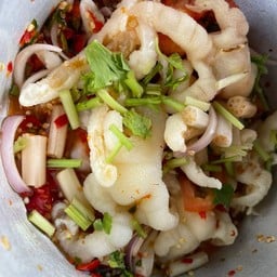 ยำเล็บมือนางไหลบัว