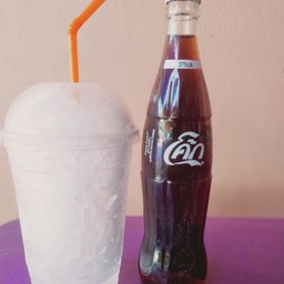 น้ำโค๊ก 375ml.(แก้วถัง+น้ำแข็ง)