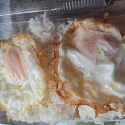 Fried Egg With Rice