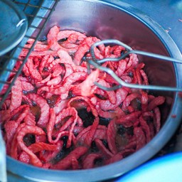 เฟรนฟรายไส้กรอกทอด