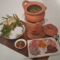 ร้านอาหารรุ่งเรืองไทยอีสาน