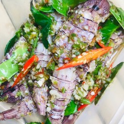 กั้งผัดพริกขี้หนู