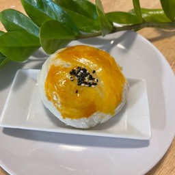 ขนมเปี๊ยะนิษาไส้ถั่วฟัก