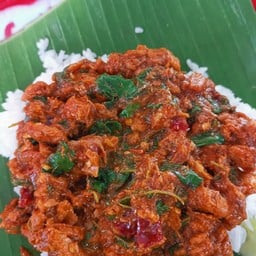 ข้าวกะเพราปลากระป๋อง