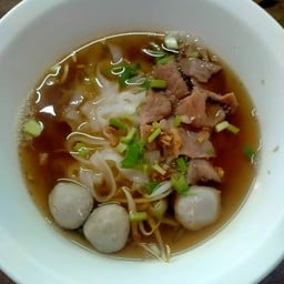 ร้านข้าวซอยวัวลาย