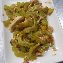 มะระผัดไข่เค็ม