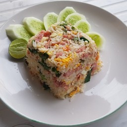 ข้าวผัดแหนม