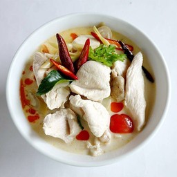 ต้มข่าไก่