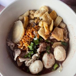 ร้านก๋วยเตี๋ยวป้ายูร คลีนิคก๋วยเตี๋ยวหมูป้ายูร