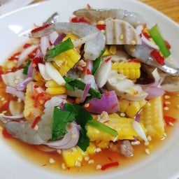 ยำปูม้ากุ้งสด+ข้าวโพด  ไม่ปลาร้า