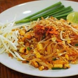 ผัดไทย ลุงดำ