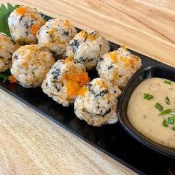 ข้าวปั้นไข่กุ้ง