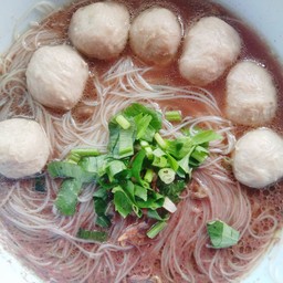 ก๋วยเตี๋ยวแชมป์ & หอยทอด