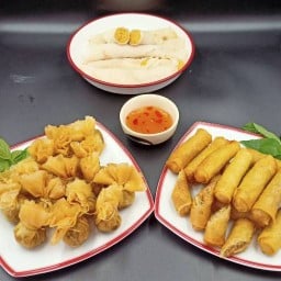 เจ๊แหม่มเปาะเปี๊ยะทอดหลังตึก