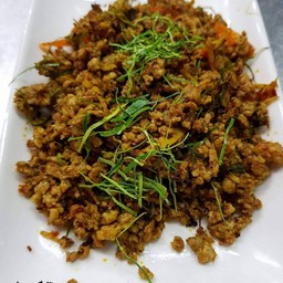 หมูคั่วกลิ้ง