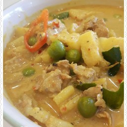 แกงหมูยาหนัด