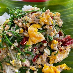 ข้าวหมูสับชะอมวุ้นเส้น