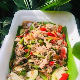 ยำเนื้อแดดสะดุ้งแซ่บ